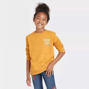 3/$30 | NEW | Cat & Jack | ‘Weekend Vibes’ Crewneck Sweatshirt | Girls M (7-8)